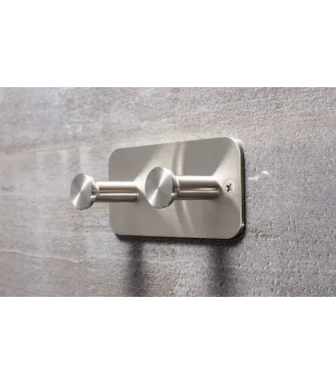 Dvojitý nerezový vešiak N008