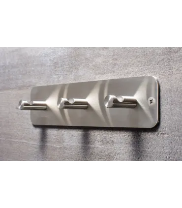 Trojitý nerezový vešiak N011