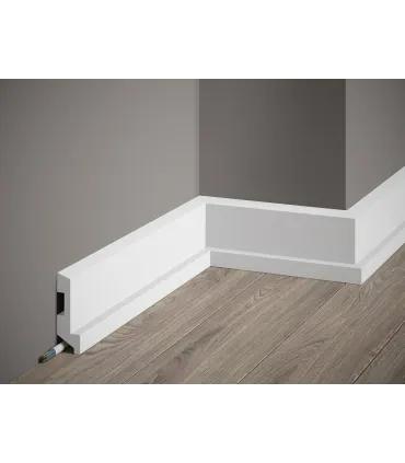 Podlahová lišta MD024 200x8x2.7 cm Mardom