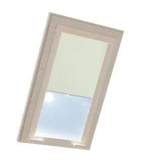 Roleta termoizolačna na strešné okno FAKRO v hliníkovej kazete Krémová